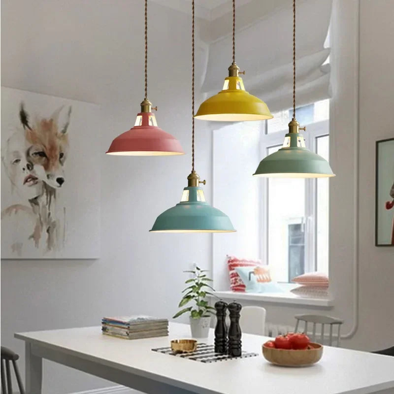Retro Hanglamp – Kleurrijke Industriële Lamp voor Keuken & Eetkamer