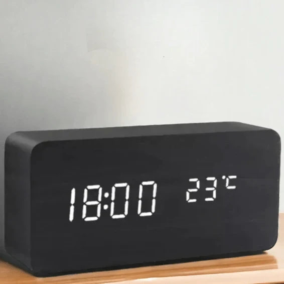 Houten LED Wekker – Digitale Wekker met 3 Alarmen en Helder Display