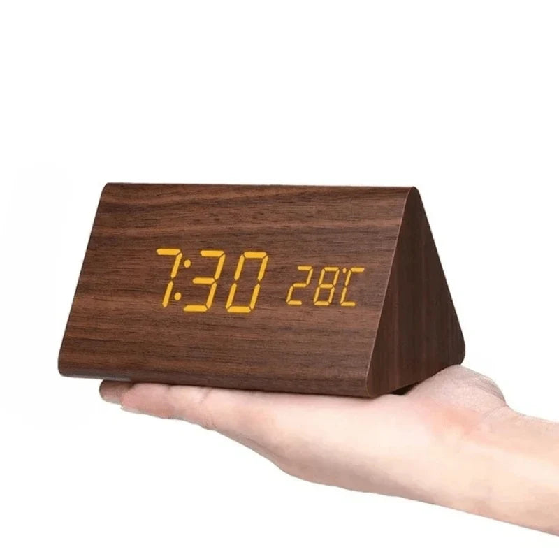 Houten LED Wekker – Digitale Wekker met 3 Alarmen en Helder Display